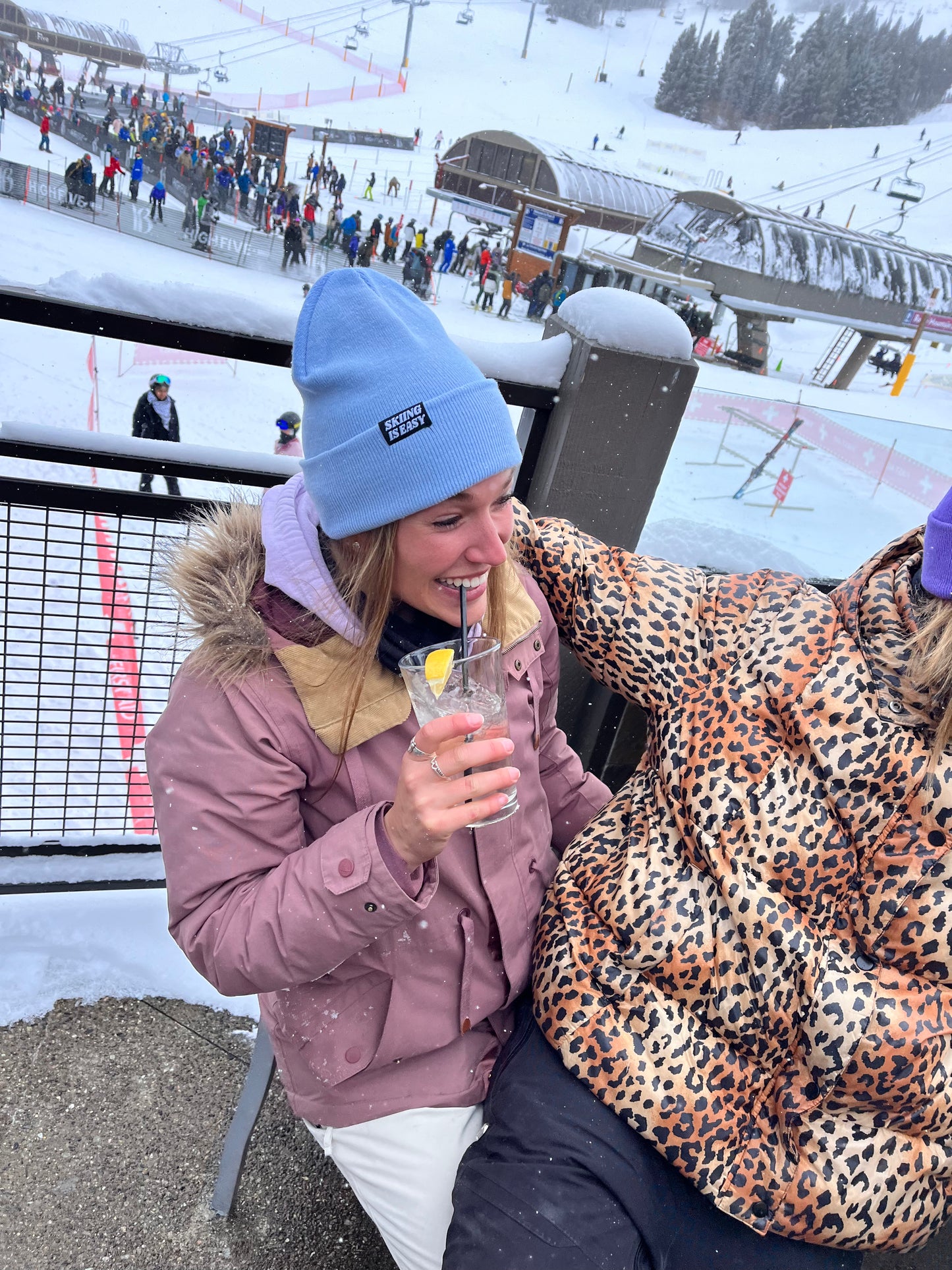 SKIING IS EASY BEANIE (Blue)