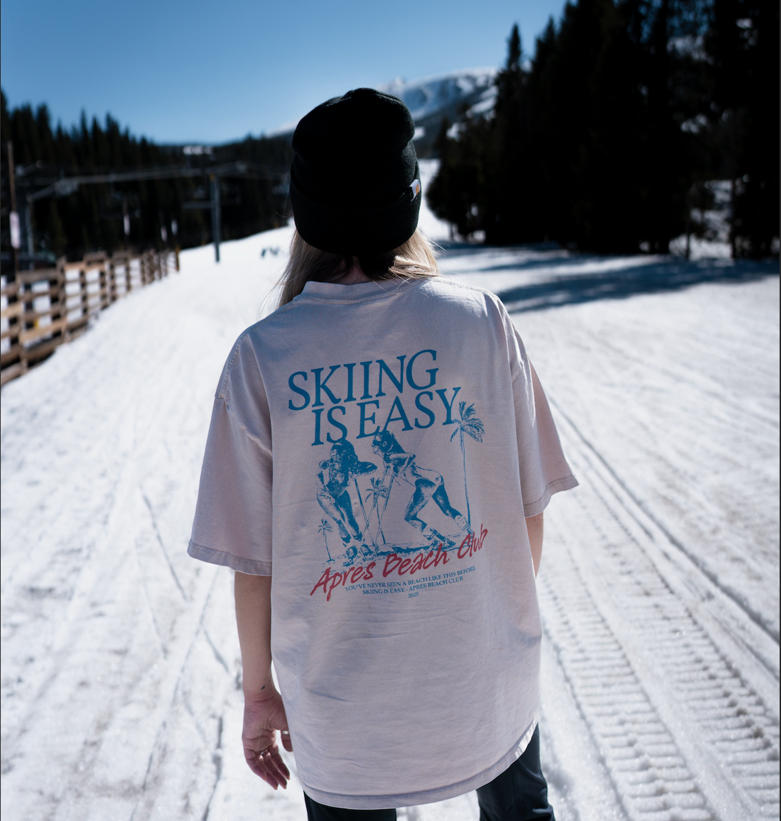 "APRES BEACH CLUB" VINTAGE TEE | (OFF-WHITE)