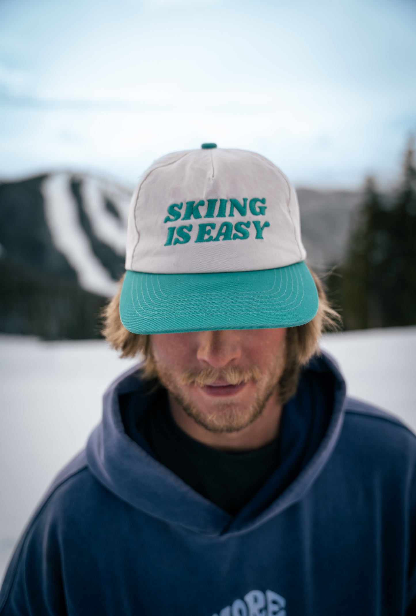 "SKIING IS EASY" | HAT (Green/Cream)