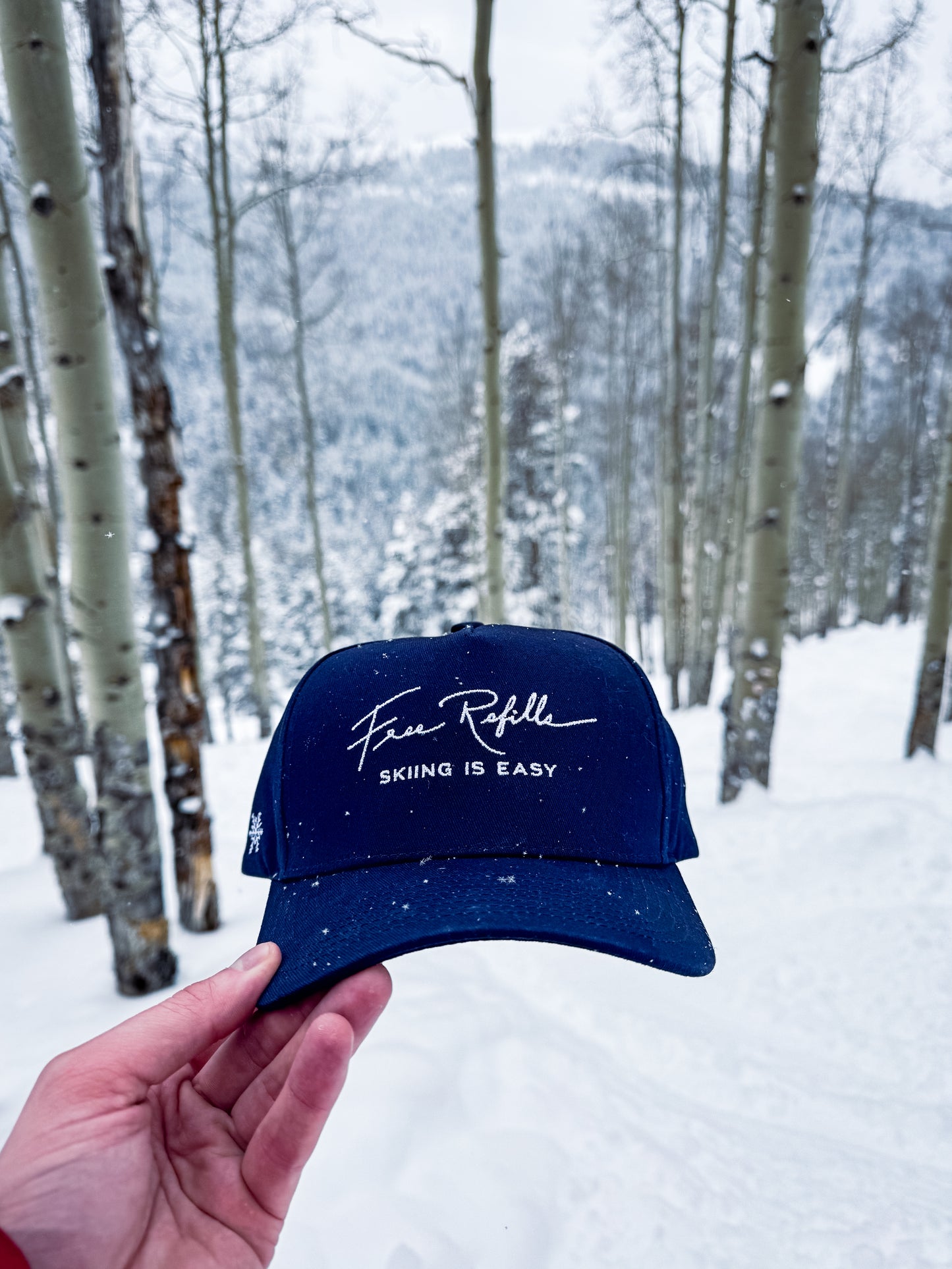 "FREE REFILLS" | HAT (NAVY)